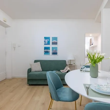 Apartment Nostromondo-elegant With Patio In Monti Parioli Rome