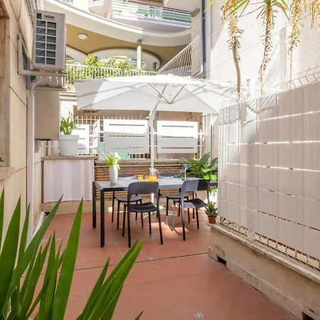 Apartment Nostromondo-elegant With Patio In Monti Parioli *