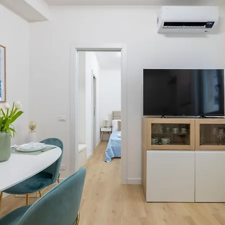 Nostromondo-elegant With Patio In Monti Parioli Roma