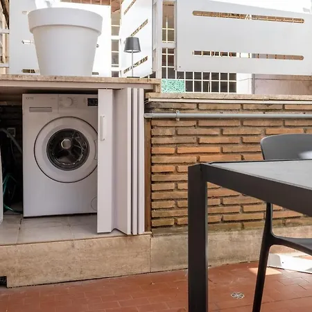 Nostromondo-elegant With Patio In Monti Parioli * Rom