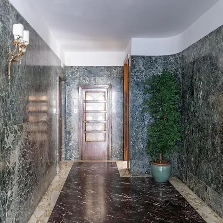 Nostromondo-elegant With Patio In Monti Parioli Apartment Rome